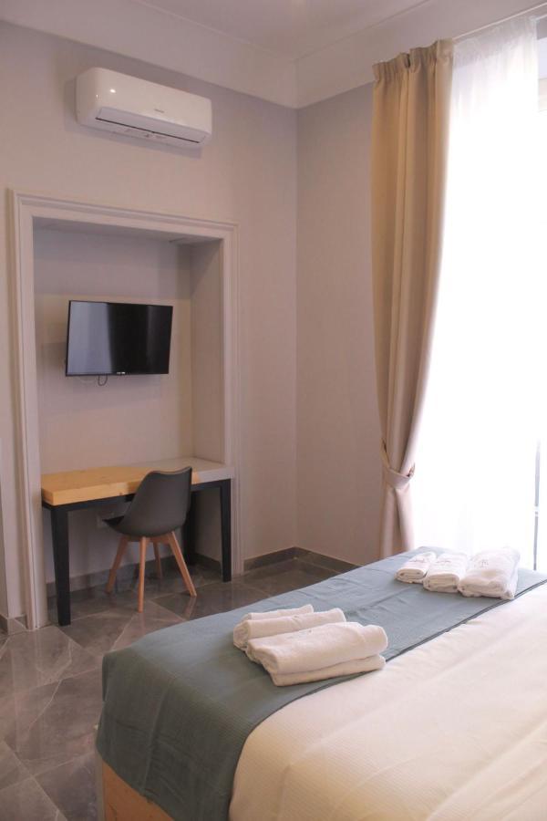 Be Italian Flat Sanfelice Hotel Naples Exterior photo
