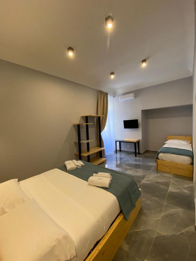 Be Italian Flat Sanfelice Hotel Naples Exterior photo
