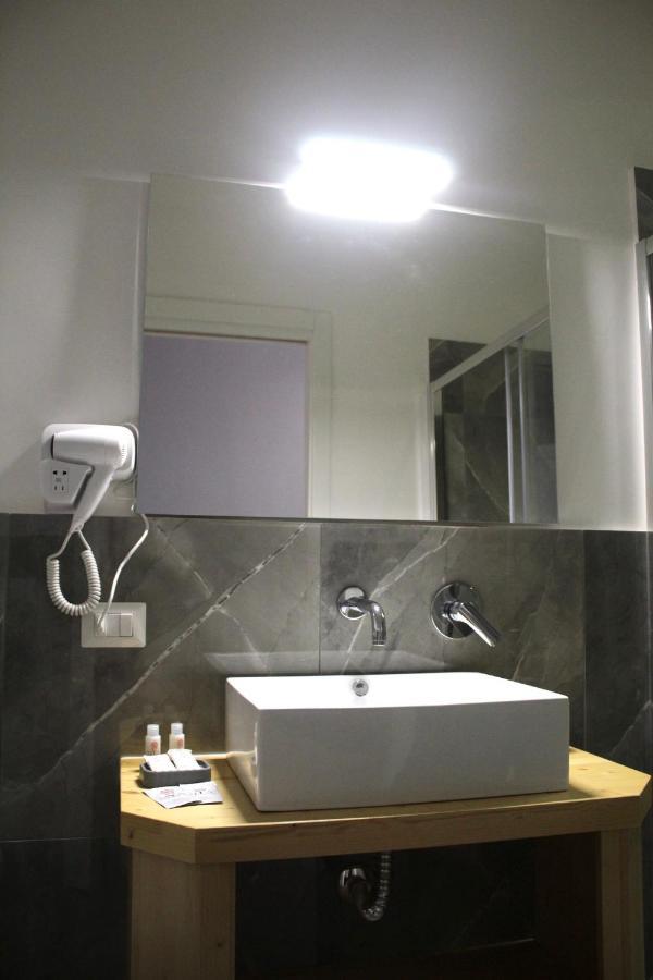 Be Italian Flat Sanfelice Hotel Naples Exterior photo