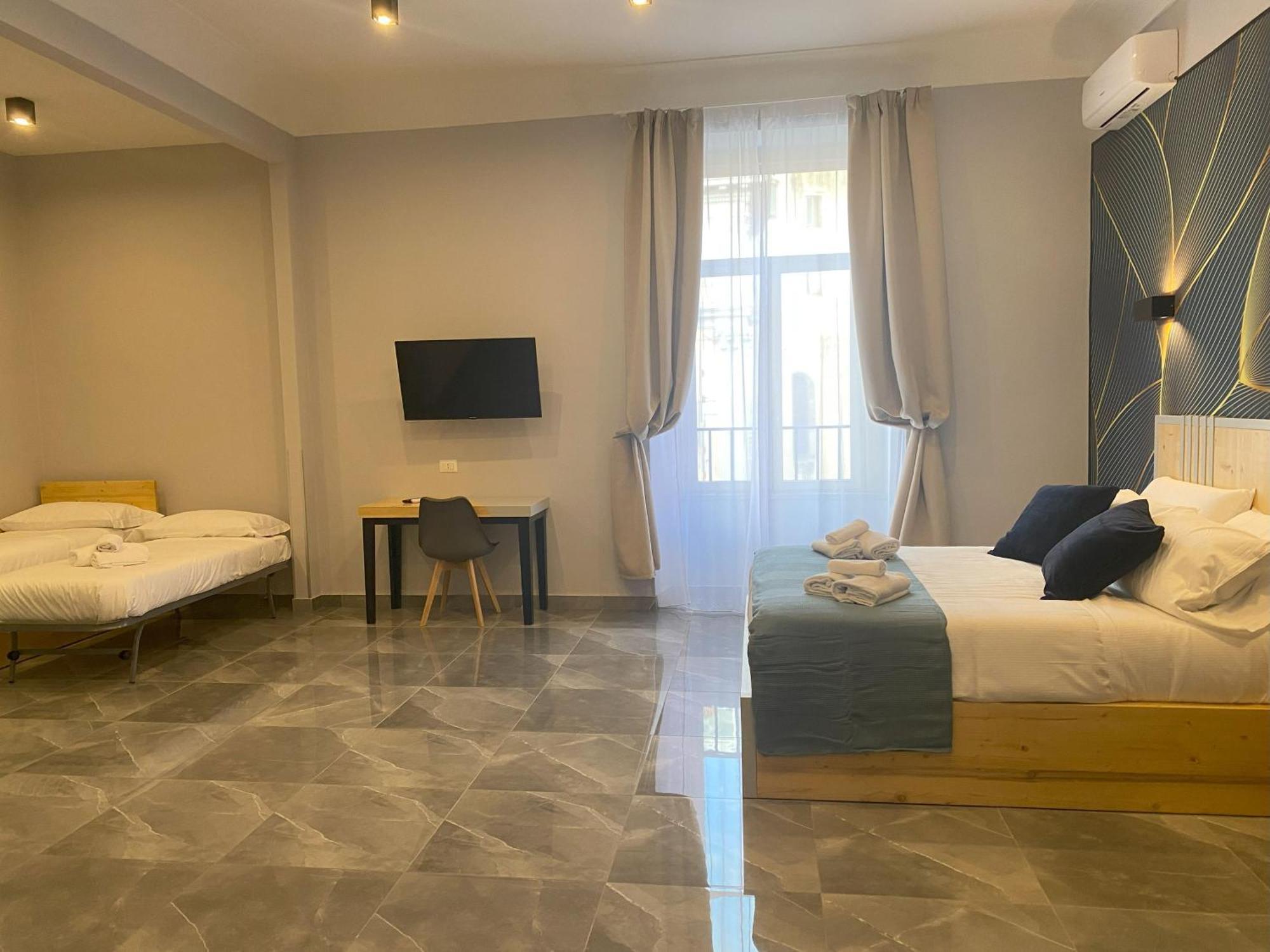 Be Italian Flat Sanfelice Hotel Naples Exterior photo