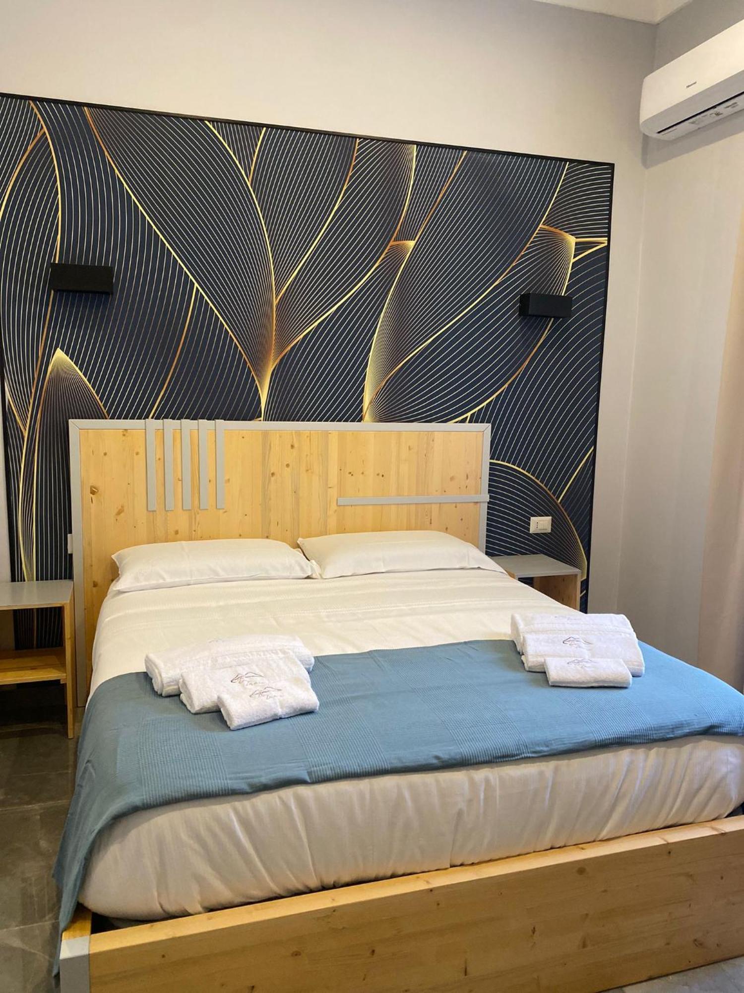 Be Italian Flat Sanfelice Hotel Naples Exterior photo